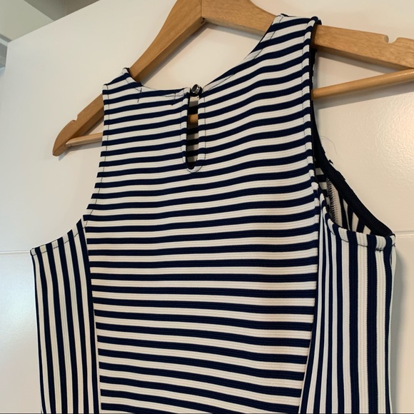 Monteau | Striped Dress - Picture 8 of 12